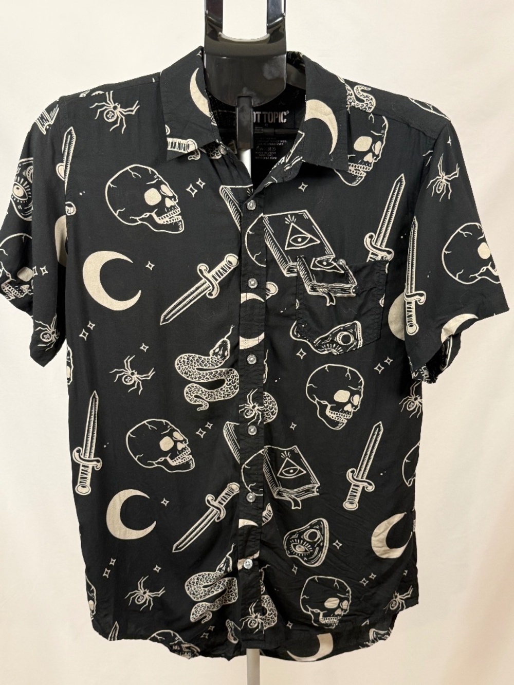Hot Topic Goth Occult Skull Snake Moon Dagger Button Up Shirt Small